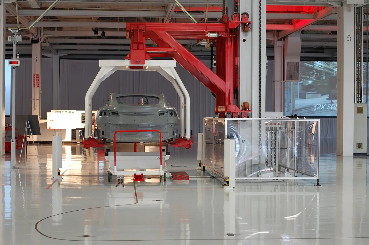 Een Tesla-winkel en afleverlocatie